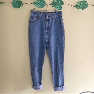 Vintage Levi 512 High Waisted Mom Jeans